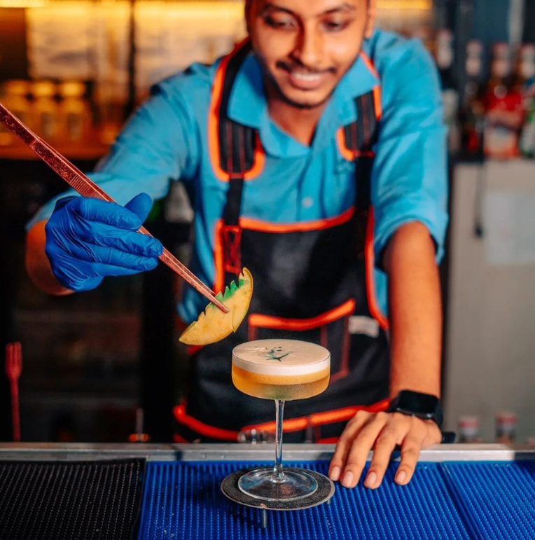 Bartending instructors in Bangalore with real industry experience teaching students